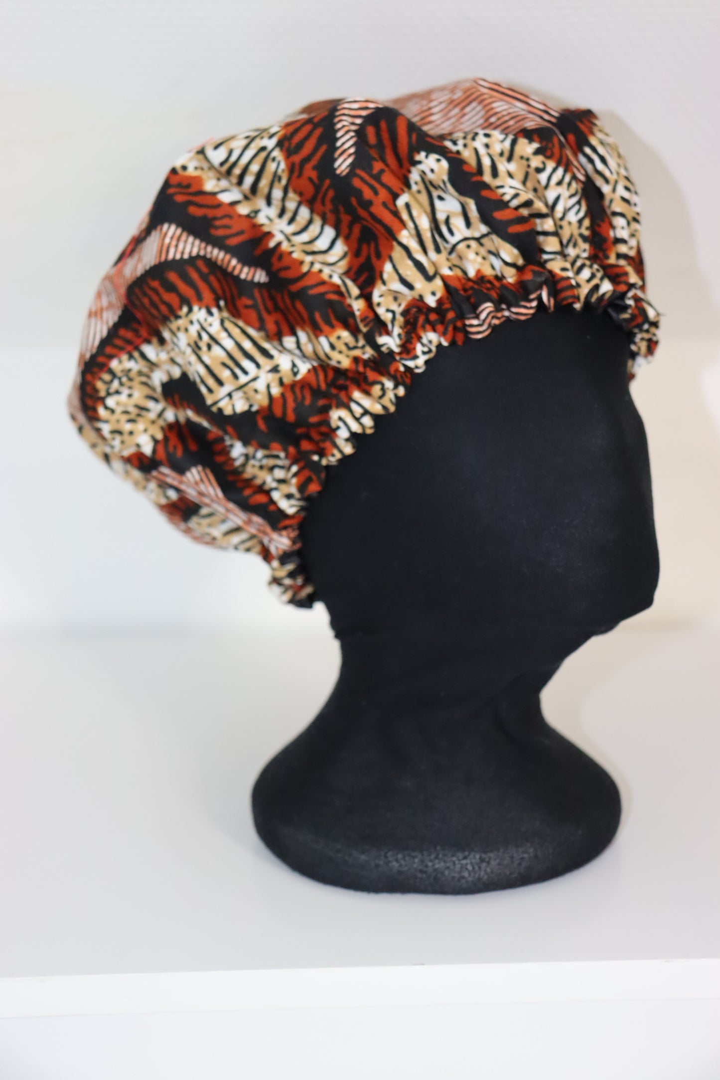 Bonnet en satin