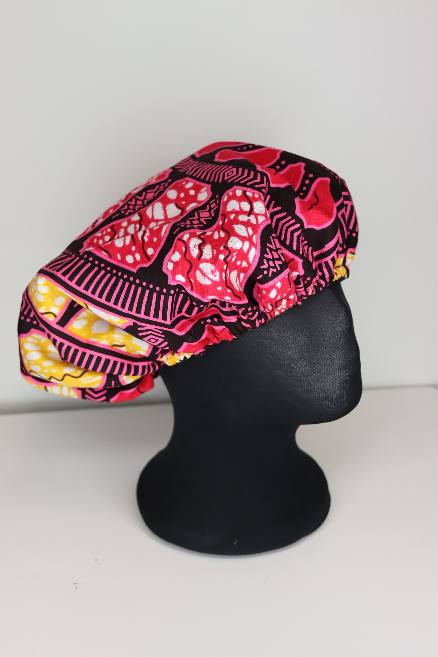 Bonnet en satin
